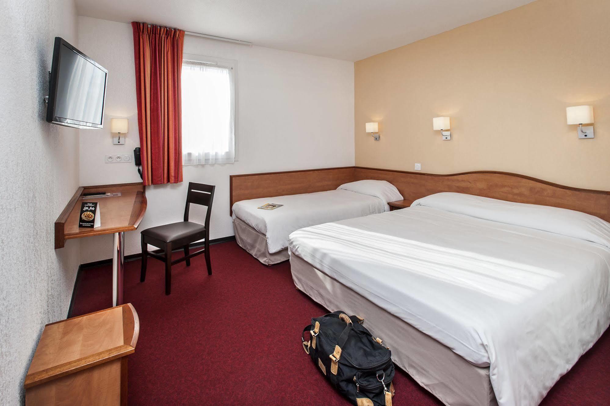 Brit Hotel Confort Villeneuve Sur Lot Bias  Esterno foto